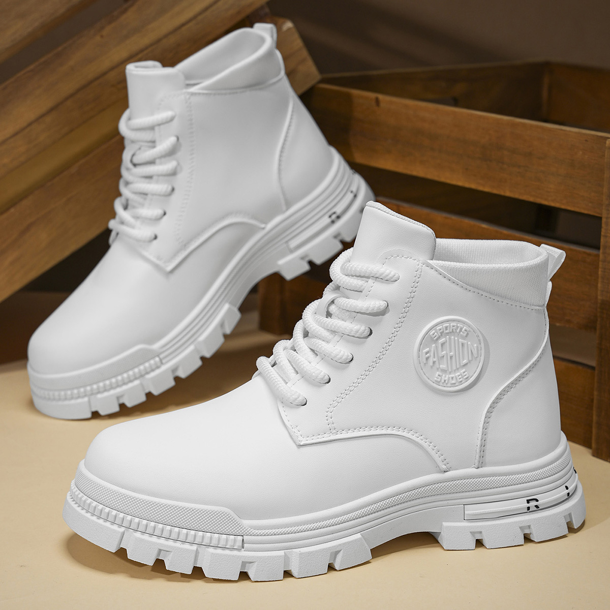 Embroidery White - Sepatu Bot Motor Putih Pria Modis