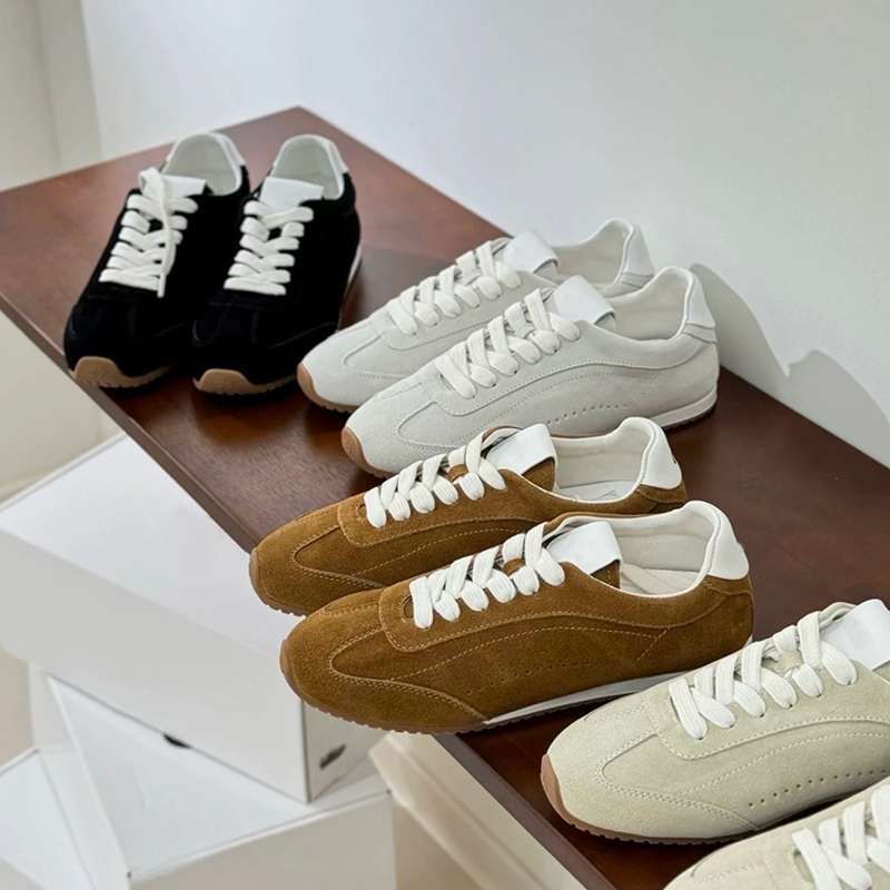 Embroidery White - Sepatu kasual unisex wanita Sepatu sneakers