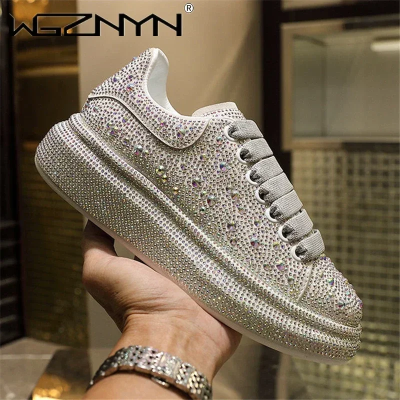Embroidery White - Sepatu Kets Berkilau Kasual Fashion Wanita
