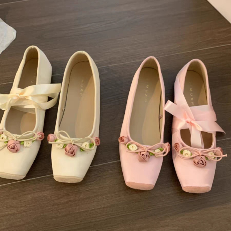 Sepatu Wanita Model Flats Bow  - Embroidery Designer ulasan dan harga