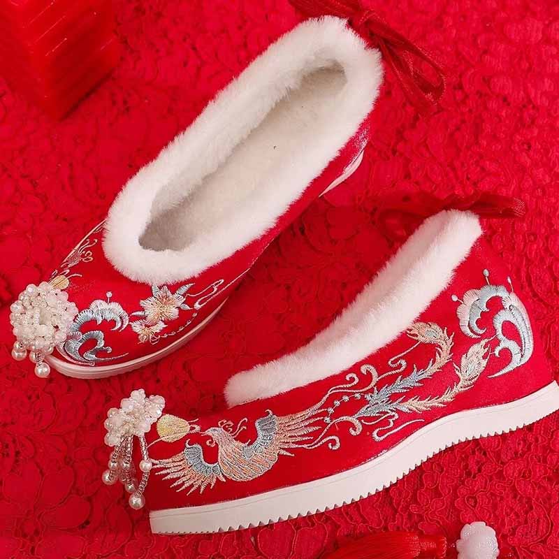 Sepatu Hanfu Musim Dingin Wani - Embroidery White ulasan dan harga