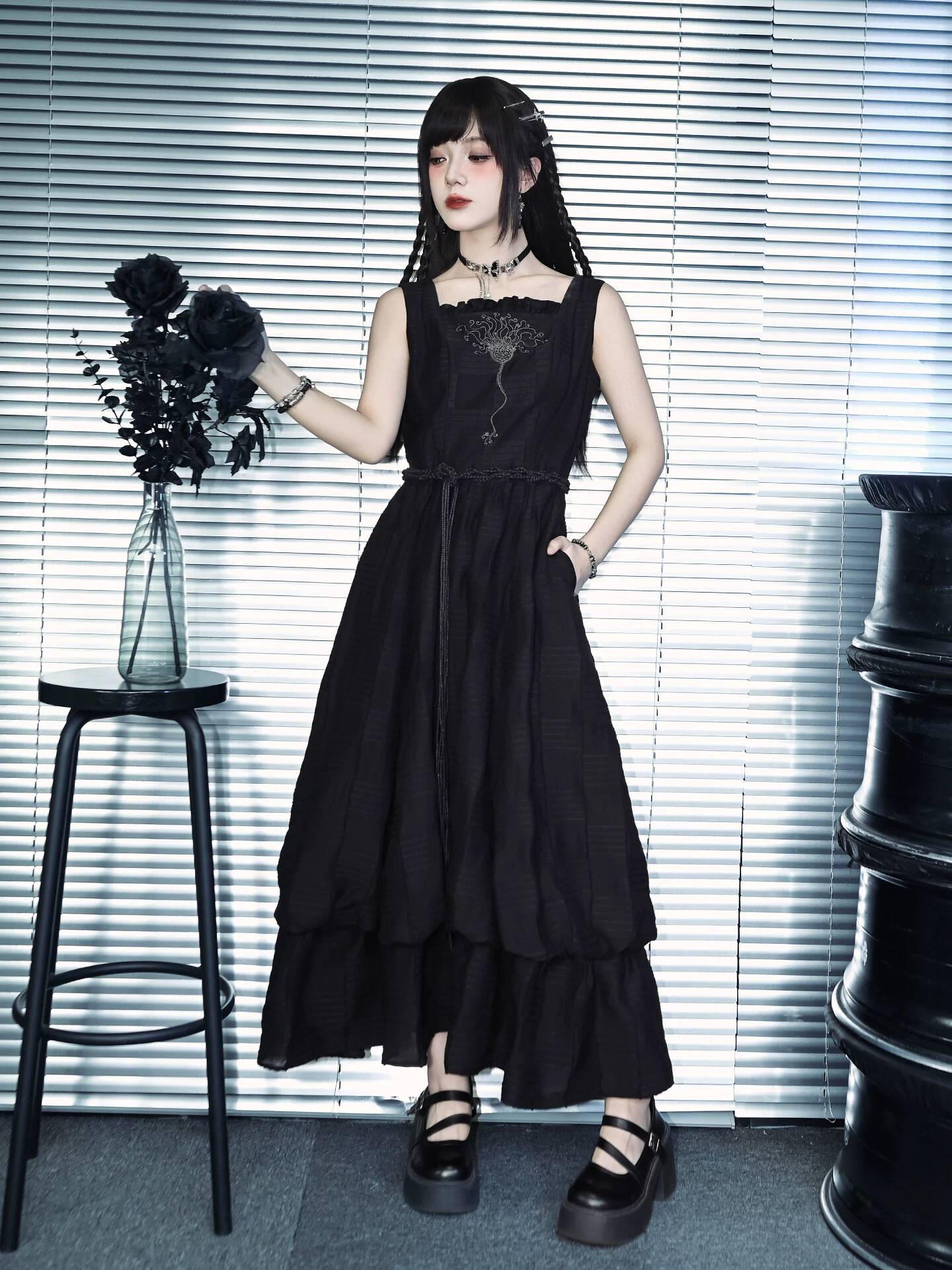 Gaun Bud Lapisan Ganda Hitam B - Embroidery Skirt ulasan dan harga