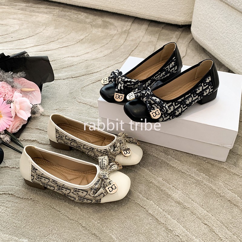 Sepatu Tunggal Wanita Perancis - Embroidery Skirt ulasan dan harga