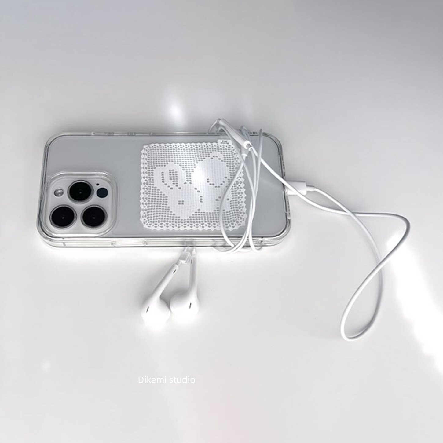 Casing HP Korea Motif Kelinci  - Embroidery White ulasan dan harga